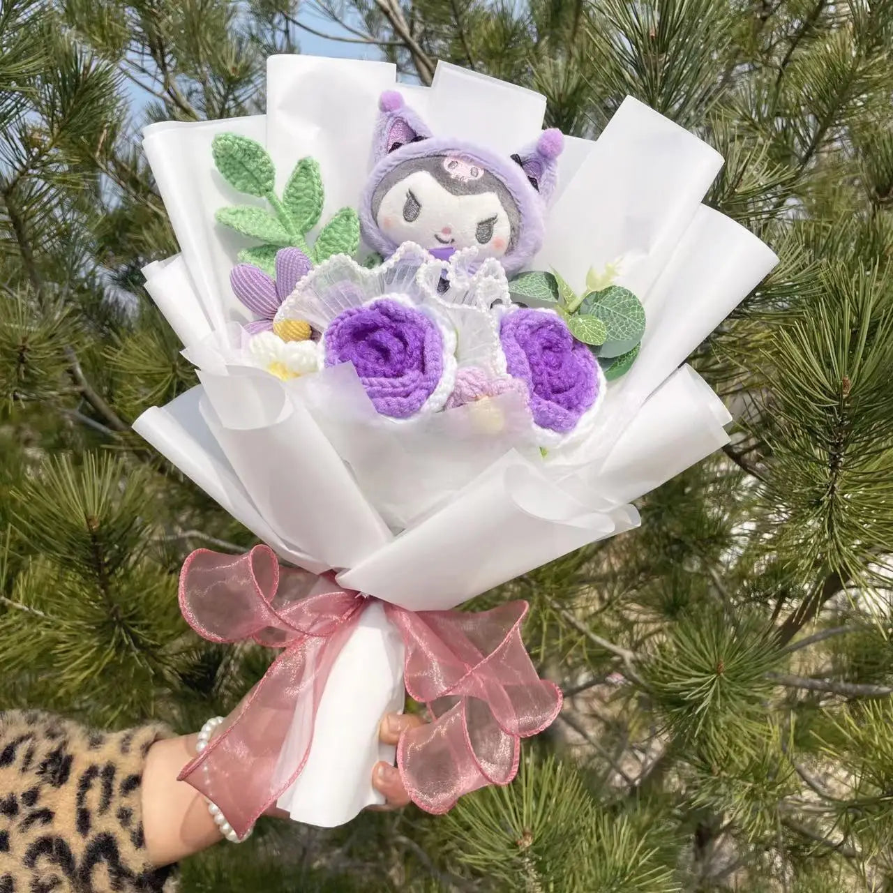 TwoCutesy™ Kawaii Kitty Cat Dolls With Artificial Flowers Bouquet