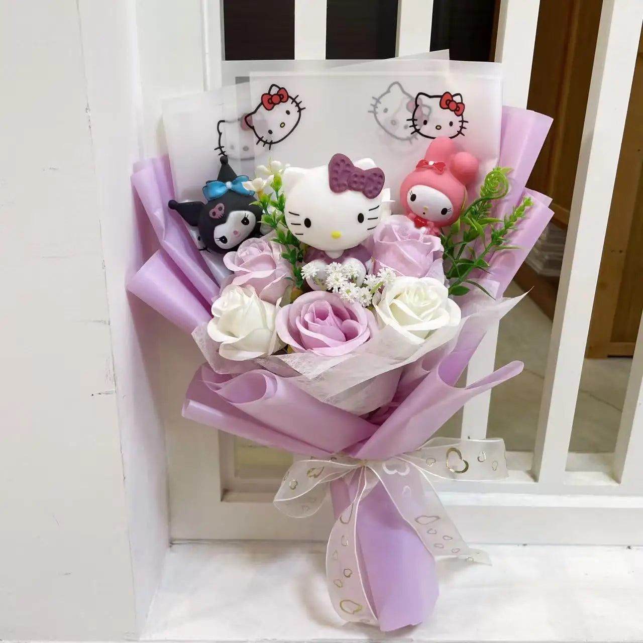 TwoCutesy™ Kawaii Kitty Cat Dolls With Artificial Flowers Bouquet