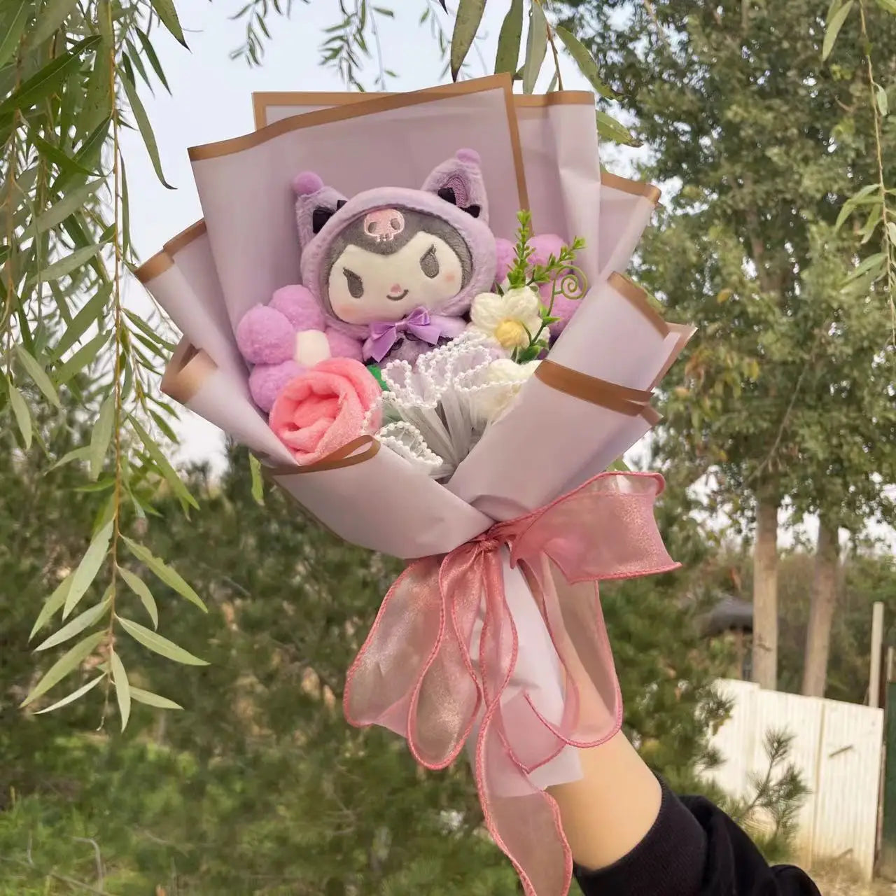 TwoCutesy™ Kawaii Kitty Cat Dolls With Artificial Flowers Bouquet